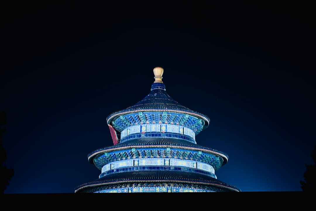 三维六合金震：打造AI交融具身机器人产品 赋能数智化检测商场